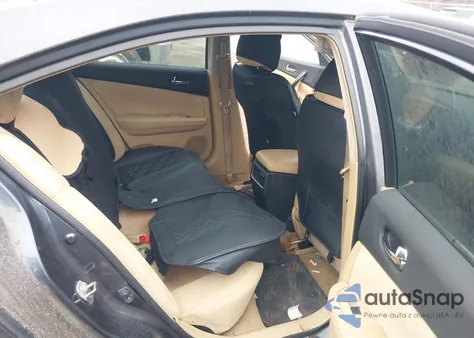 2011 Nissan Maxima 3.5 S z USA, uszkodzony, nr VIN 1N4AA5AP4BC824732